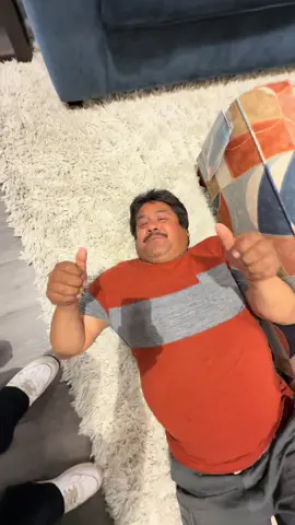 He Likes to Get Comfortable Anywhere ❤️🇲🇽 #rickyjuarezc #donjuan 