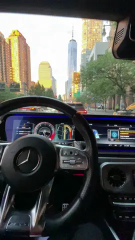 View from the G wagon in the best city in the world 😍 #manhattan #g63 #gwagon #mercedes #nyc 