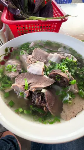 Tô bún lòng, cháo lòng 25k Lê Thị Trung không còn đầy ú ụ nhưng chất lượng vẫn 10đ nha các bạn #chaolonglethitrung #viral #xuhuong #binhduongangi #chaolongthaibinh 