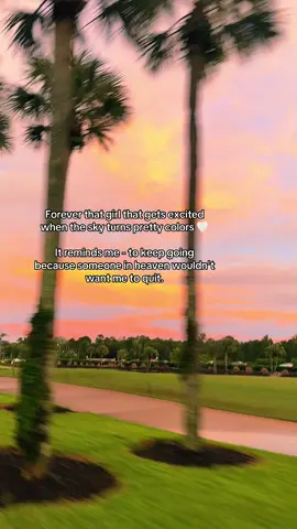 Love you daddy 😇🥹 #sunset #orlando #LegKickCEO🔥 #NoseScrunchCEO #moosemode💪🏻 