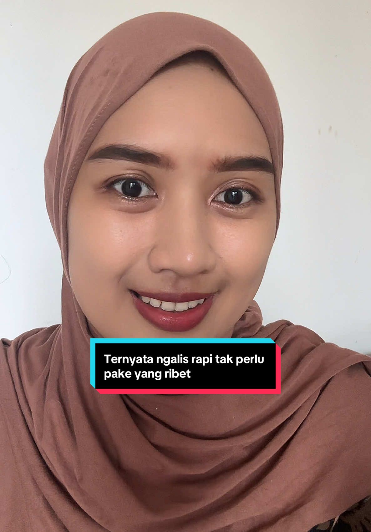 Semenjak kenal cetakan alis, jadi lupa bingkai alis pake pensil 🙈 #cetakanalis #tutorialalis #cetakanalis1set 