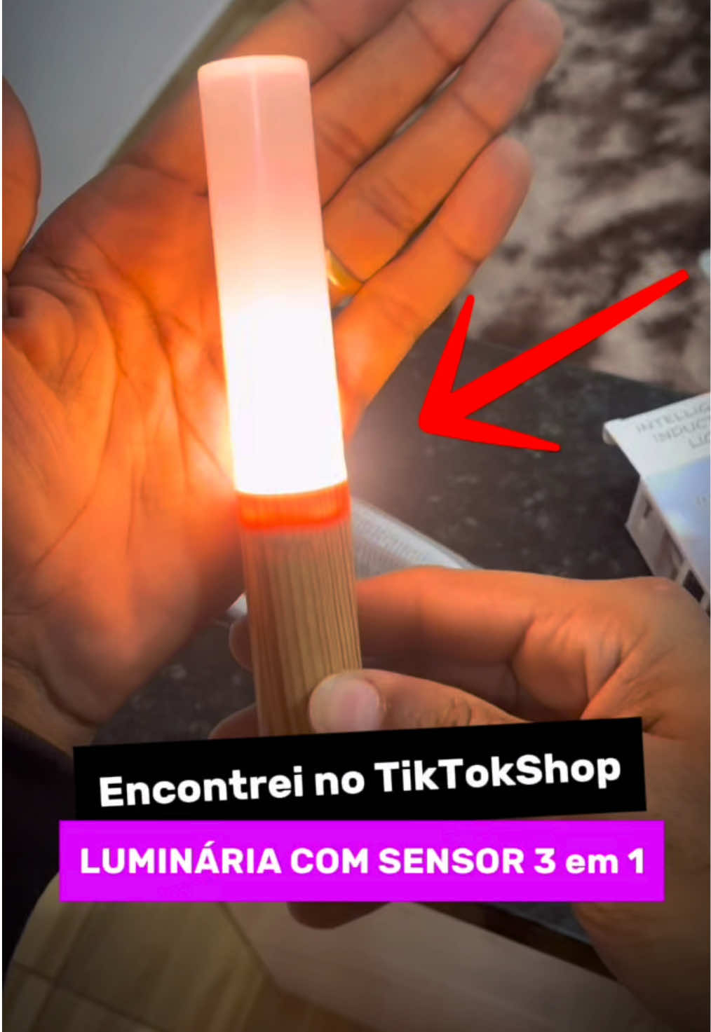 💡 Iluminação inteligente e sem esforço! A luminária LED com sensor de movimento acende sozinha quando você se aproxima, tem luz quente aconchegante, é recarregável e fácil de instalar — nada de fios ou ferramentas. Perfeita para qualquer ambiente da casa e com longa duração de bateria. ✨ Praticidade, economia e estilo em um só toque! #luminaria #luminariacomsensor 