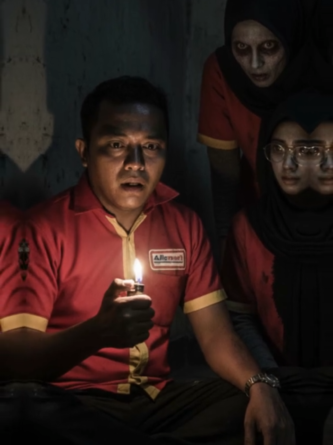 pelaku terus di bayang bayangi sosok almarhum dina oktaviani  #dinaoktaviani #mahasiswa #kasiralfamart 