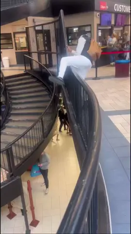 bro just pay to get in😭 #fyp #blowthisup #funny #parkour #gta5 