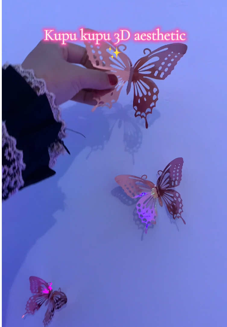 Kupu” hiasan dinding 🦋✨ #dekorasikamar #kamaraesthetic #kamarcewek #hiasandinding #aesthetic 