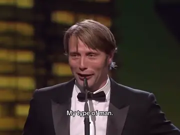 He's so gorgeous what 🙏🙏 #madsmikkelsen #fy #hannibal #nbchannibal #hanniballecter 