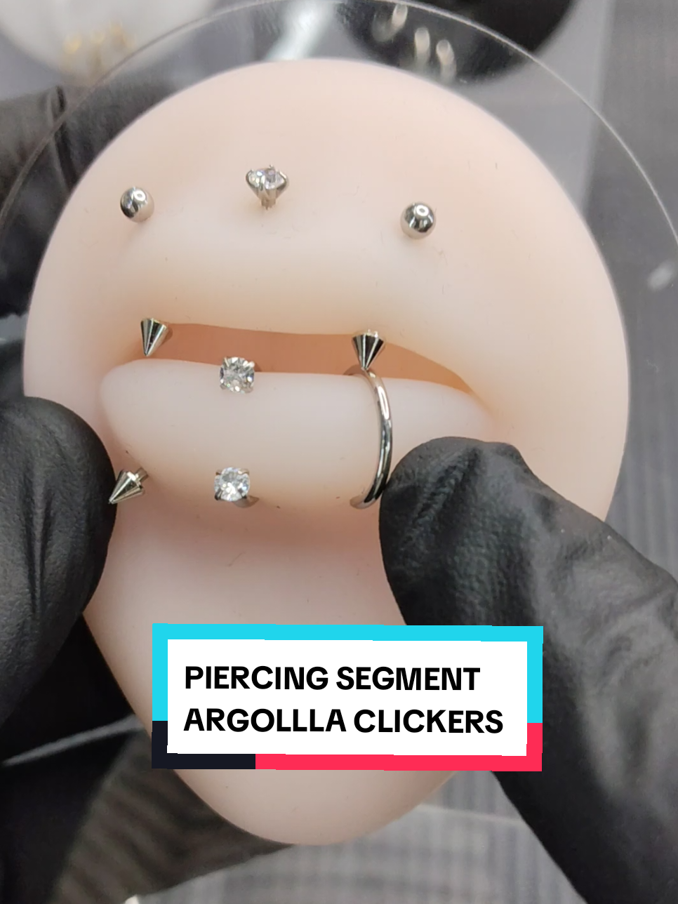 Argollas clicker #earrings #piercing #aretes #argollas #accesorios 