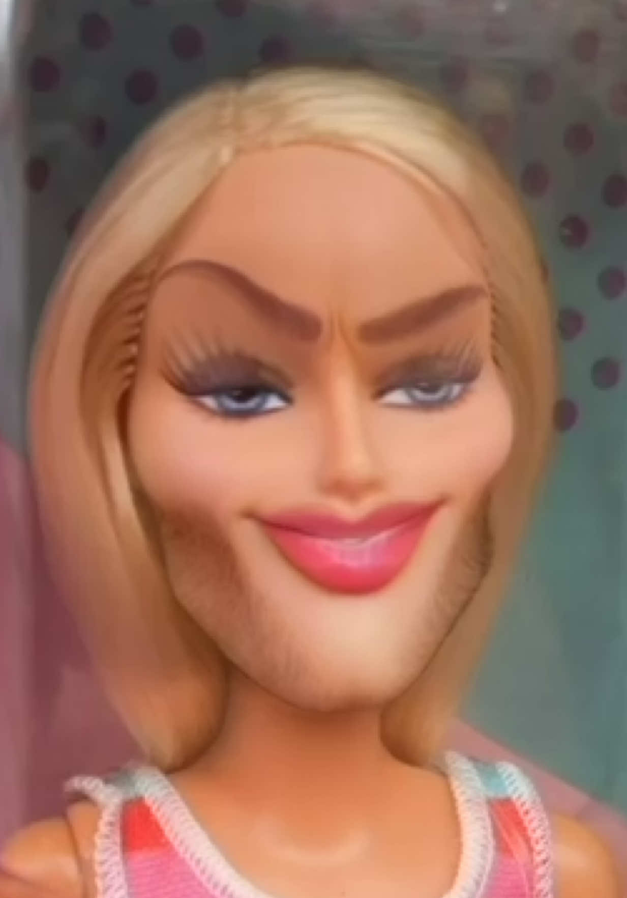 Muñecas @barbie de @mattel se pusieron a jugar ellas mismas. #mewing #megachad #gigachad #sigma 