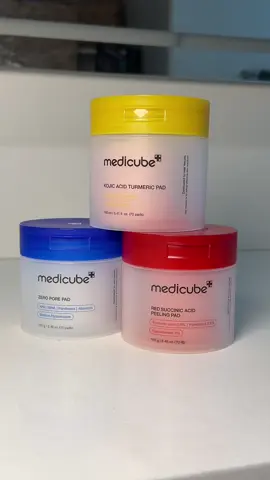 @medicube global trio pack is the best money I’ve ever spent.  Red = hormonal acne / breakouts Blue = large pores / sebum Yellow = post acne marks  #medicubesuperbrandday #medicube #kskincare #kbeauty #medicubepads 