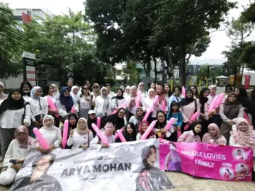 Mohan United x Nicole Lovies Family di Acara Glow & Lovely🤍🩷   #aryamohan #nicolerossi 