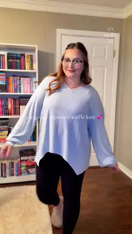 Comfy waffle knit that is perfect to wear with leggings! 💕 #waffleknit #CozyFallOutfits #OOTDFall #OOTDFall #TikTokShopFinds 