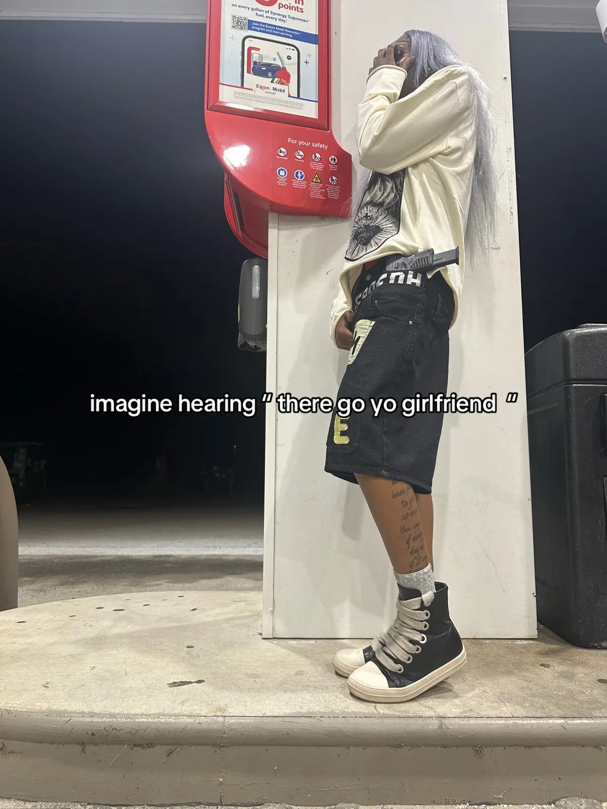 she sexy too😮‍💨 #birthdaygirl🎉🎂 #24 #lgbt🌈 