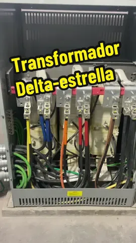 🎥 En este video te muestro cómo realizar la conexión completa de un transformador Delta–Estrella, incluyendo la unión N–G y la puesta a tierra del sistema. 💡 Contenido educativo y práctico para quienes quieren entender la electricidad real paso a paso. ⚡ Sígueme para las próximas clases en vivo y más explicaciones técnicas 👷‍♂️#LIVEIncentiveProgram #LIVECareer #PaidPartnership  #FYP #ParaTi