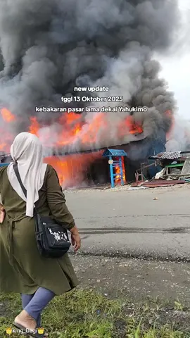kebakaran pasar lama  yahukimo dekai  akibat kurang jelas kemungkinan besar meledak gas kombor atau kombor terbakar 🙏 #kebakaranrumah  #kebakarankiosjualan  #tokoh  #yahukimopapua🇲🇨 