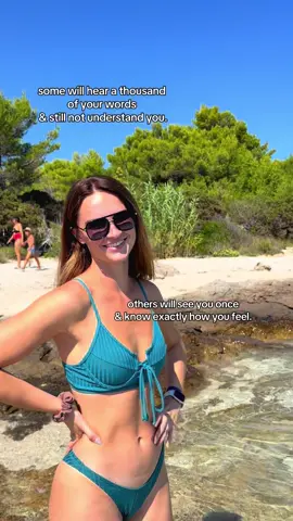 find your people🤍 #fyp #poetrytok #life 