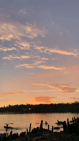 Indah #laguambon #sanset #justinaldrin #pantai 