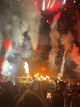 Paul Denver concert #denvercolorado #paulmccartney #gotbacktour @The Beatles @Paul McCartney 