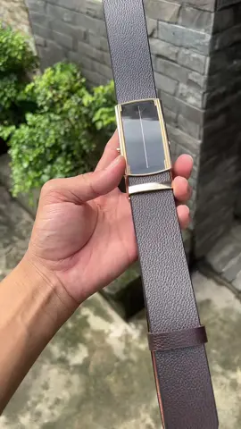 Thắt lưng nam da thật. Mẫu khoá con lăng tăng giảm dễ dàng. #andromedafashion #nguyenkeban #thatlungdabothat #thatlungnam #daynitnam 