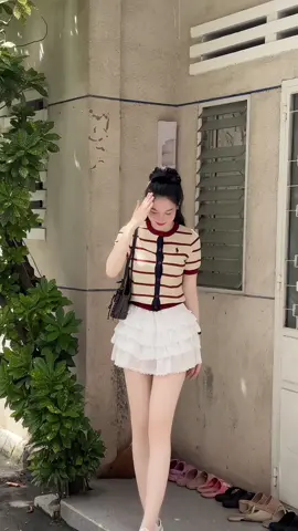 say nắng với mẫu váy mới nhà e #aodep #aolennu #aolenquangchau #vayxinhmoingay #hotgirl 