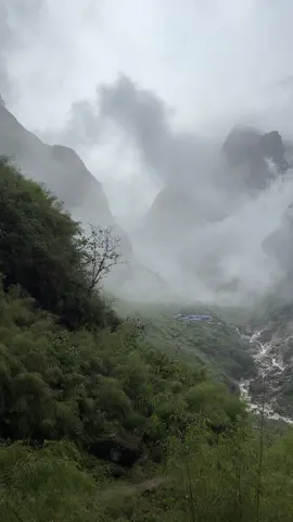 On the way to Annapurna base camp #fyp #waterfall #deurali