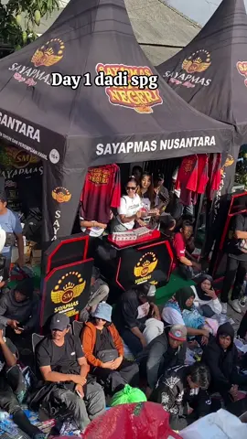 Acc ta pak bos 🤣🤣tuku 1 slop bonus wa e Mimin🤣🤣🤣@sandi_bogang @Nawaf Sofyan  @NR Tobacco @faysal_malang satu @Lilikyunita03 @bopo gondrong #gampingan #lilikyunita #fyp #sayapmasnusantara #spg 