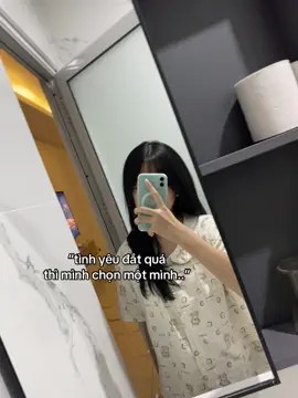 nhắm mắt cô đơn luông#xh #viral #learnontikok #fyd #tlinh 