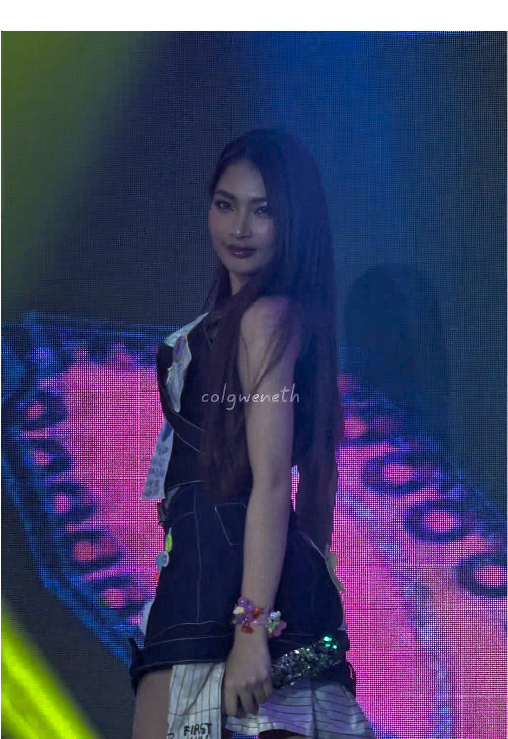 Colet Shagidi Fancam BINI SA SYUDAD SANG GUGMA #BINIverseFanMeetInIlo  #MINIverseIlo #BINI #colet #coletvergara @C O L E T :):) 