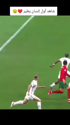 اعلى ارتقاءت في كره القدم 👀 #الاسطوره _رونالدو #🇵🇹#كره _القدم _عشق _لا ينتهي _