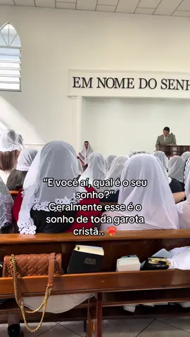 “ligados pela luz!” (eu amo ver casais se despedindo) #ccb #mocidadeccb #ccbvideos 