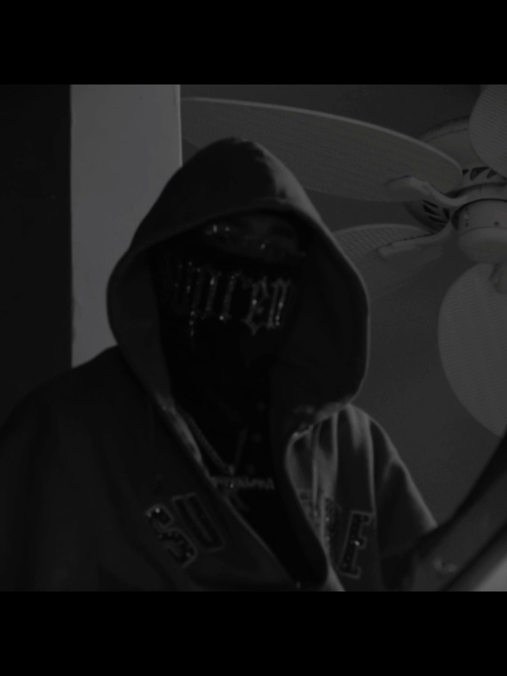 🤭. #fyp #trendingsong #remixomw #medallo #krisR @KRIS R 