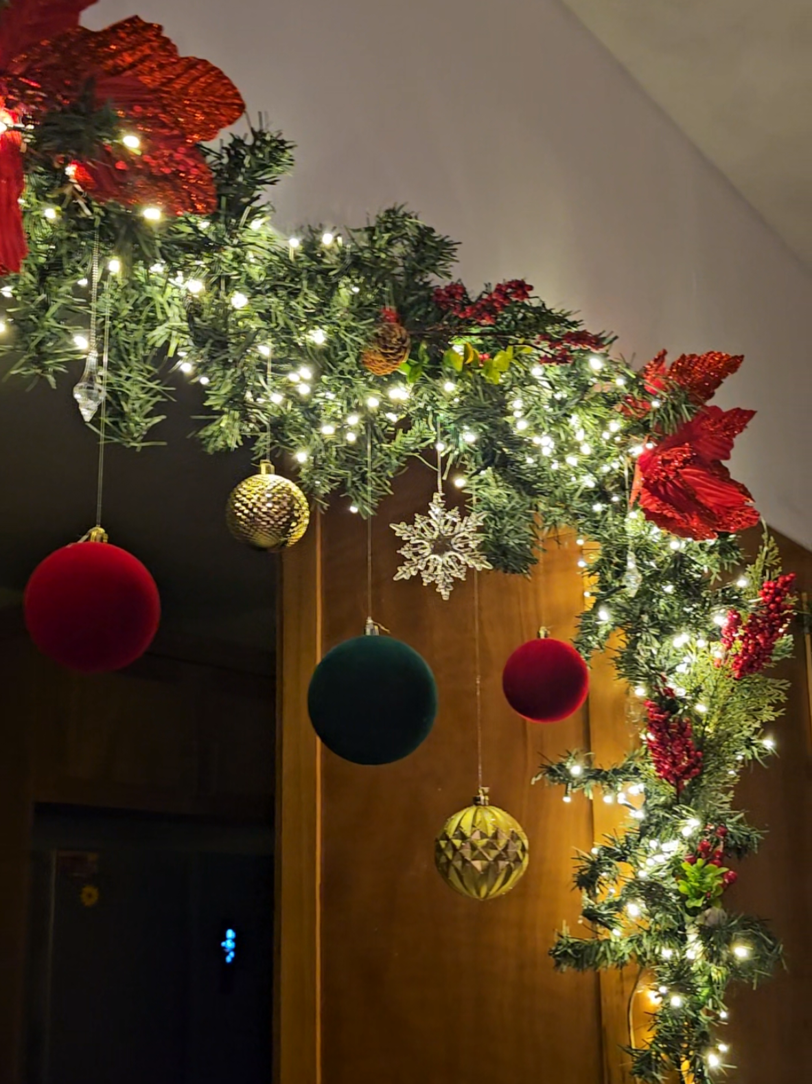 Obsesionada con esta parte de la decoracion de la casa .... #decoracion #decoration #navidadentiktok #decoracionnavideña #tiktok 