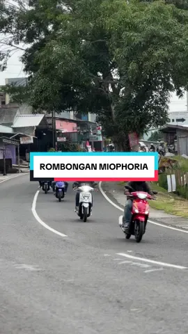 rombongan dari mana nih kok rame banget mio di tawangmangu ? absen yang kena shoot video #miophoriav2 #miophoria #miosporty #miomodifikasi #miosurakarta @miophoria.event 