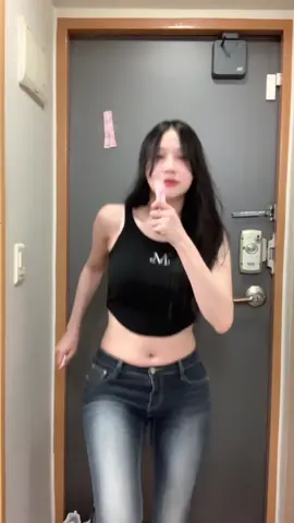 달리기 좀 더 잘해볼걸 #confessyourlove #challenge #trend  어제 영상 찍고 충격받아버린 내 뱃살을 빼줄 수 있다는 치트키 #휴온정 #뿡빼다이이트 추천합니다🥲