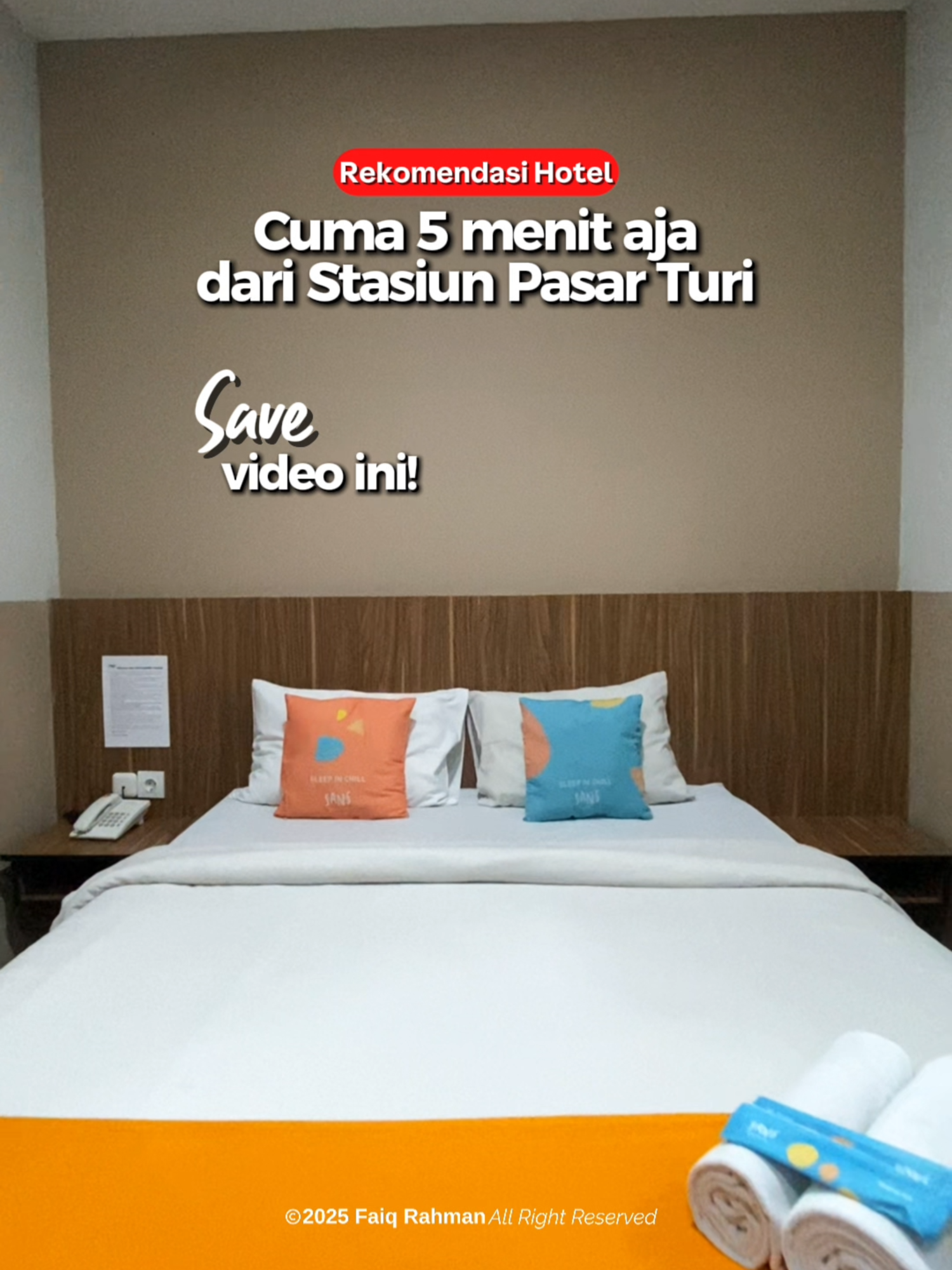 Gess aku nemu Hotel estetik cuma 200 ribuan, 5 menit dari Stasiun Pasar Turi! 🚂 ✨ Lobinya cozy & estetik.  🛋️ Tiap lantai punya area santai + balkon.  🛌 Kamarnya bersih, ada Smart TV & toiletnya proper.  🍗 Lapar? Sebelah hotel persis ada Mixue & Richeese! Ini di SANS Hotel Rajawali.  Biar dapet harga 200 ribuan, booking-nya di aplikasi @reddoorzid dan jangan lupa pake kode promo YUKNGINEP! ➡️ Kalo kamu cari hotel budget, apa sih yang paling penting: lokasi, kebersihan, atau harga? Jawab di komen! 👇  #redtravellers#bukasemuapintu #reddoorz #BerkeSANS