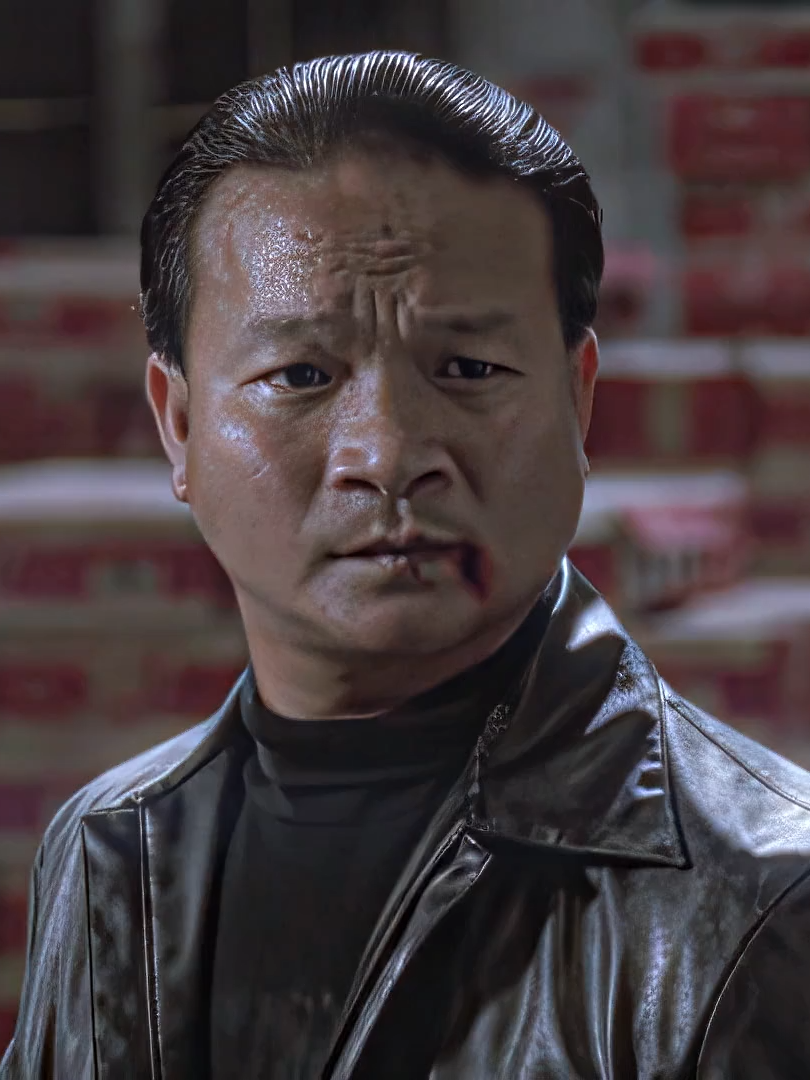 บอดี้การ์ดหน้าเหลี่ยม Edit | 🎬: บอดี้การ์ดหน้าเหลี่ยม 1-2 | ต้นแบบ: @xemzscx2 | 🎵: AL NACER! (Slowed) | #edit #ตัดต่อ #fyp #foryoupage #หนังไทย #บอดี้การ์ดหน้าเหลี่ยม