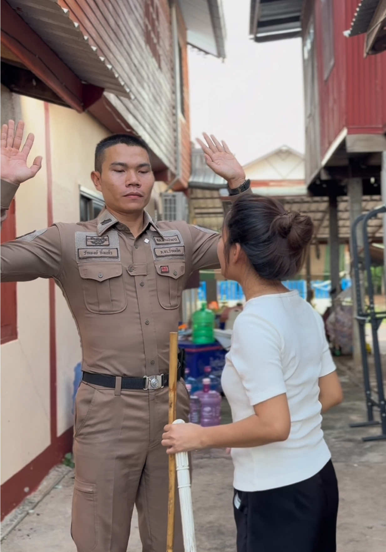 รอดตัวไปอีกวัน😅 #จ่าเด่นร้อยเอ็ด #คลิปตลก #ขําๆ 