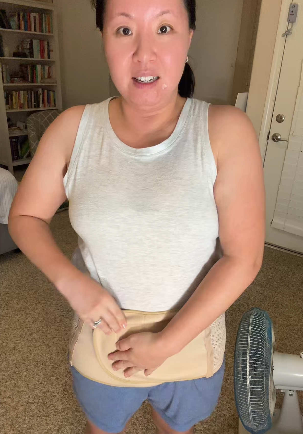 Replying to @Taylor__22  do what feels best for you in terms of pain management but when I had my csection, this is how I wore my abdominal binder and it helped SO MUCH for pain management. #csectionrecovery #abdominalbinder #csectionpainmanagement 
