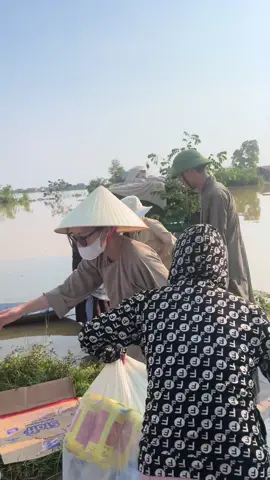 “Hôm nay hãy sống thật trọn vẹn nhé.” Đây là những kỉ niệm khó quên trong cuộc đời con….#Nghiemhau #mienbac 