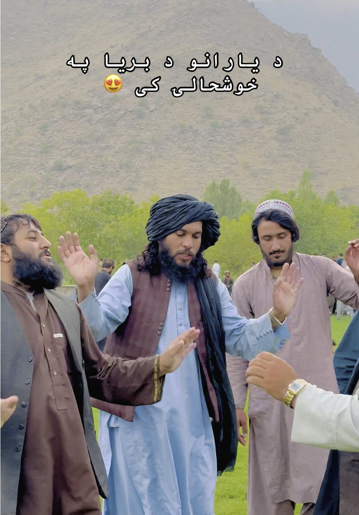 پنچر به دی شی دا د مخ ټیرونه😍 #پښتون_تاجک_ازبک_هزاره_پشیه #کابل_جان #hamdullah_afg #hamdullah_zurmati #sta_zurmati #ستازرمتی #کابل #کابل_افغانستان_ #افغانستان #نظمونه #شعرونه😘 #زرمت_جان♥ #زرمتی_ځوان #زرمت_مکاوه #زرمتی_صاحب #مکاوه_منصورخیل #viralvideo #unfrezzmyaccount #ti̇ktok