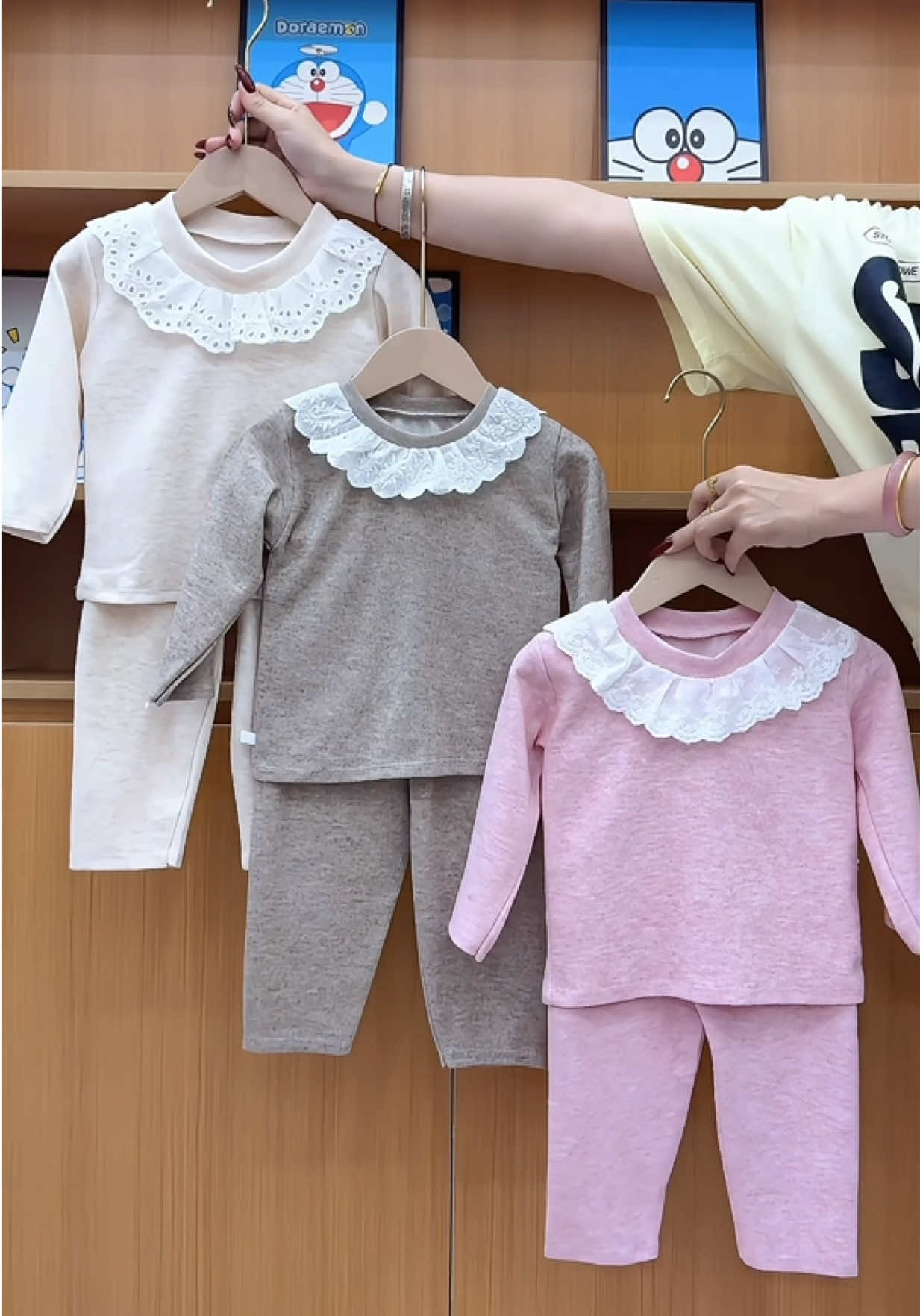 Bộ dài tay cho bé gái #thoitrangtreem #bothudongchobe #bodaitaychobe #setbegai #bobegai 