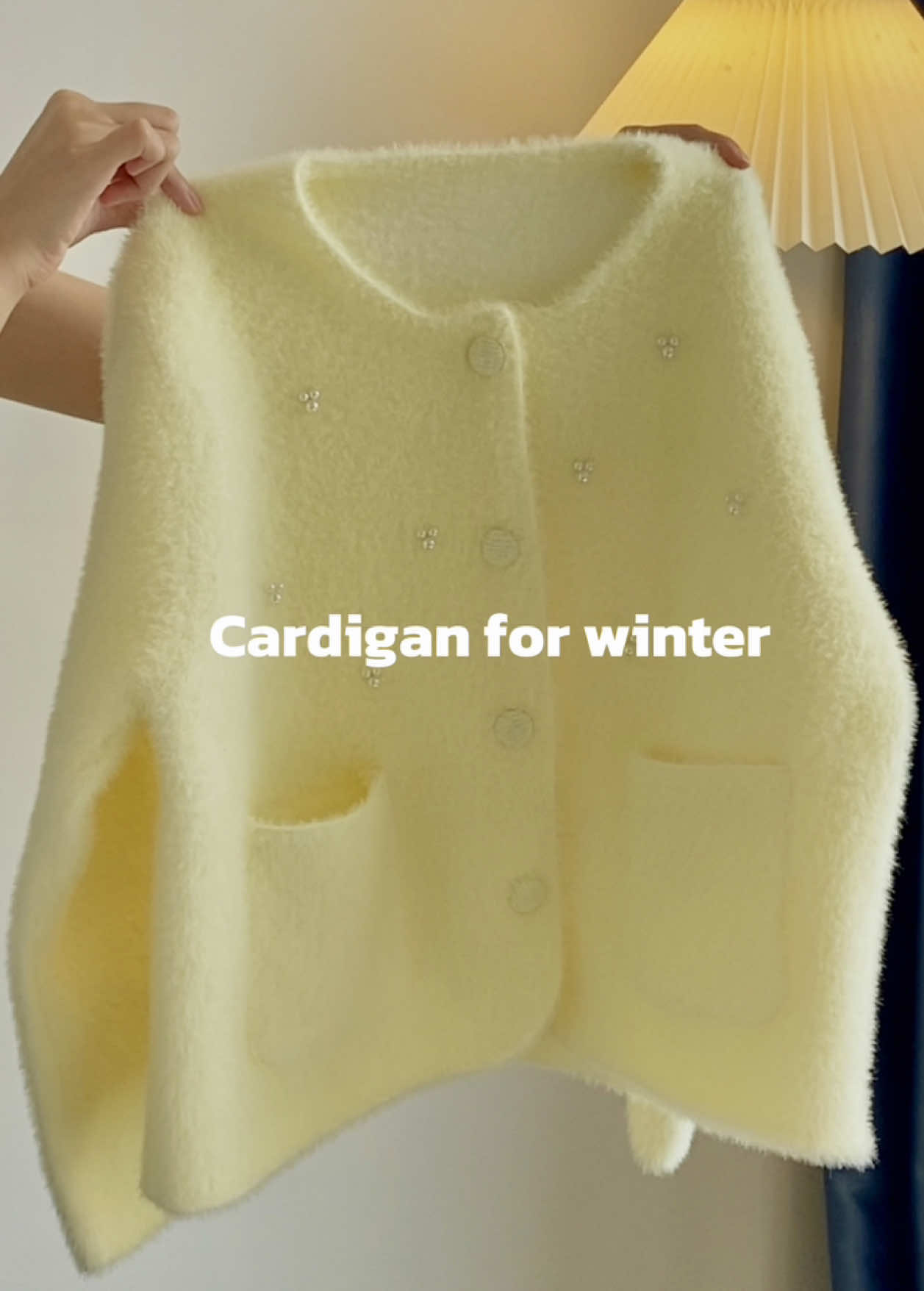 Một chiếc áo bạn không thể bỏ qua vào mùa thu đông🫶🏻#cardigan #autumn #aokhoac #xuhuongtiktokk #outfits 