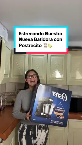 Estaba con Antojo de Preparar Delicia de Limón así que al fin compramos una buena batidora jiji 🍋‍🟩👩🏻‍🍳  ~ Ingredientes:  • 1 lata de leche condensada  • 1 lata de leche  • jugo de 6 limones (o más )  • 4 paquetes de galleta de vainilla  •2 tapitas de esencia de vainilla @oster_perú  #esposos #reciencasados #husbandandwife #recetasfaciles #postresfaciles 