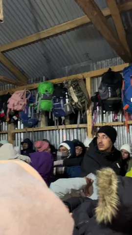 #northabctrek4190m🇳🇵 #uniqueexperienceinnorthabc😂#50peopleindinning#wedidit😂#funny