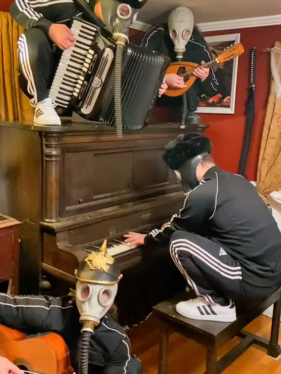 155 The Cloth Merchant, aka “Tetris theme”  #accordion #squad #tracksuitset #squat #band