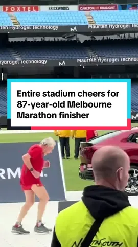 A rrecord-breaking 50,000 runners and walkers took over the city on Sunday for the Melbourne Marathon, including 87-year-old former Corangamite MP Stewart McArthur, who won the crowd over when completing his half marathon. #melbournemarathon #melbourne #marathon It 