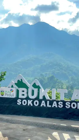 tempatnya enak banget nih buat nongki sambil liat view gunung muria mana masi sepi lagi😍✨ #fyp #mosarijepara #wisatajepara #jepara #somosarijepara 