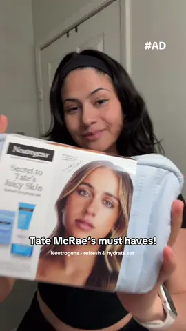 #ad this set includes three of Tate McRae's on-the-go must-haves inside a travel-friendly bag Hydrating skin care set from Neutrogena! get Tate's favorite Neutrogena items in a NEW skincare kit for up to a 15% value 🩵🩵  #neutrogena @Neutrogena @Amazon #beautyhacks #giftsets #skincareset 