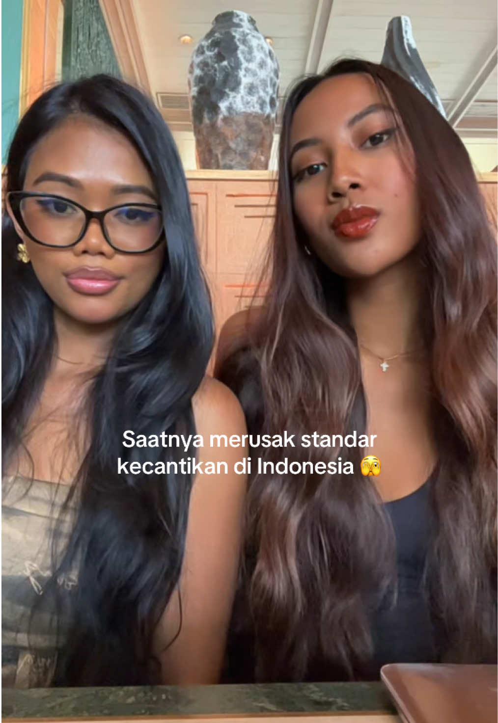 Living proof cantik ngga harus putih 😝 @sas  #fyp#fypage#tanskin#makeup#viraltiktok 