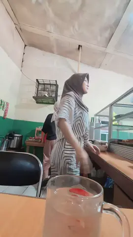 mau diet ah .. wes blenet blenett 😆😆😆😆😅 #bintaro 