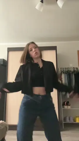 #tara #youdrivemecrazy #trend #fyp #dance 